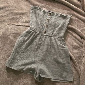 Excellent condition, only worn once!